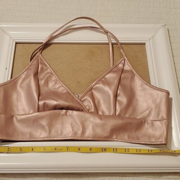 Shein pink metallic halter style crop top size Large - Picture 6 of 10
